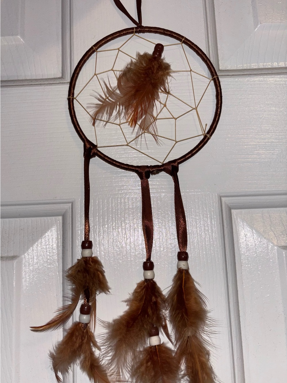 Vintage Brown Feather Dreamcatcher Boho Wall Hanging Decor Wood Beads - Picture 4 of 6